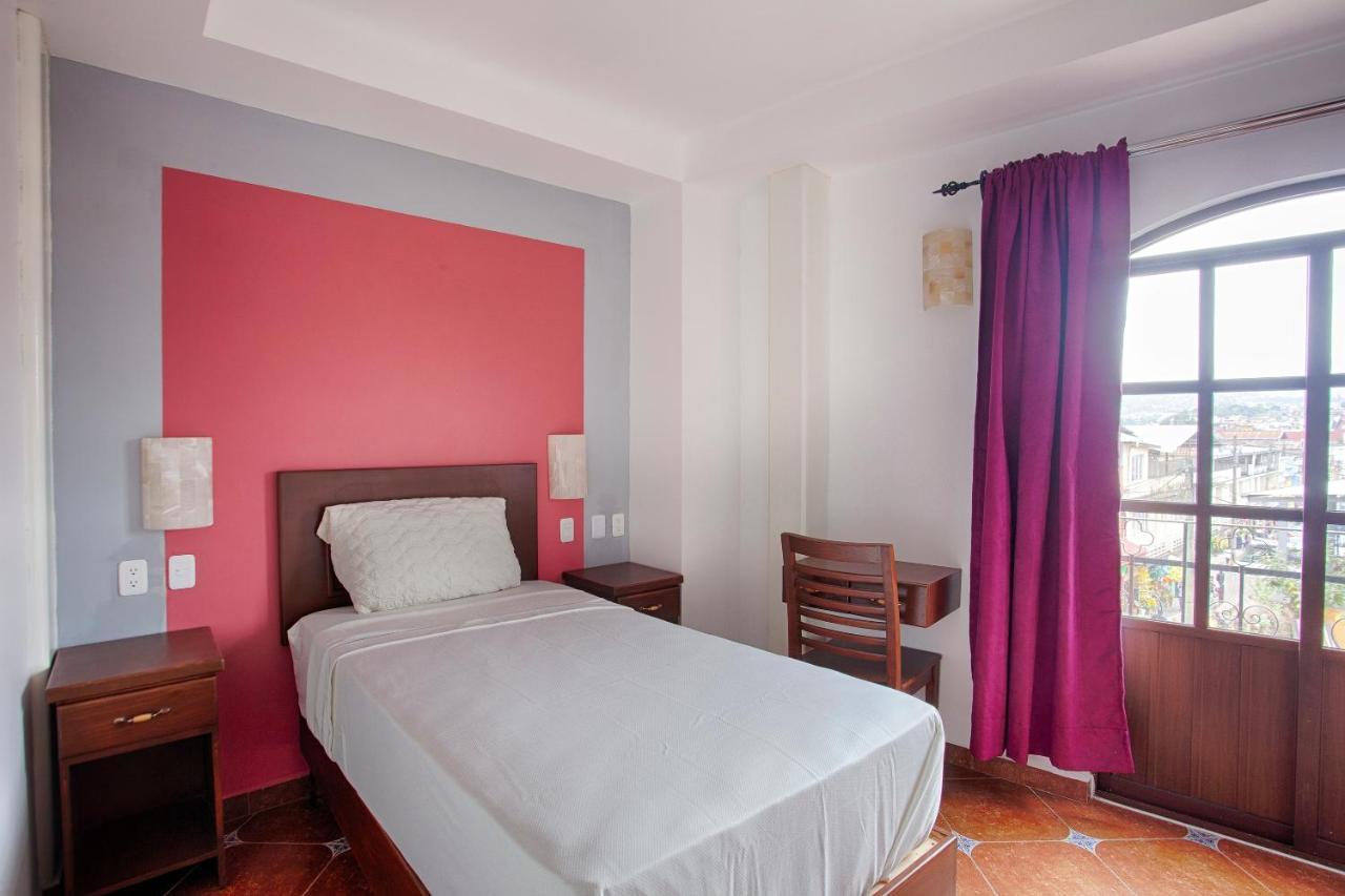 Capital O Casa Real Hotel วาอูชินังโก ภายนอก รูปภาพ