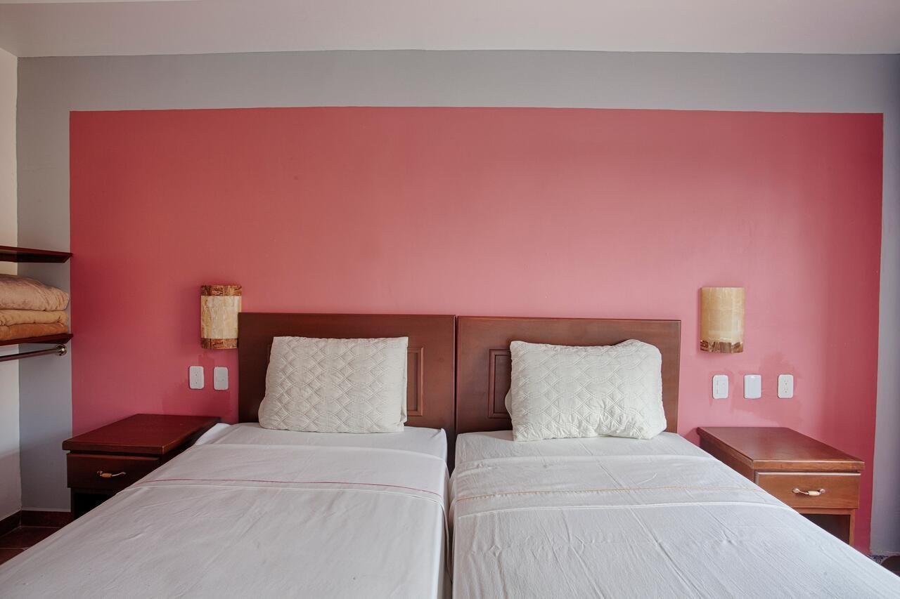 Capital O Casa Real Hotel วาอูชินังโก ภายนอก รูปภาพ